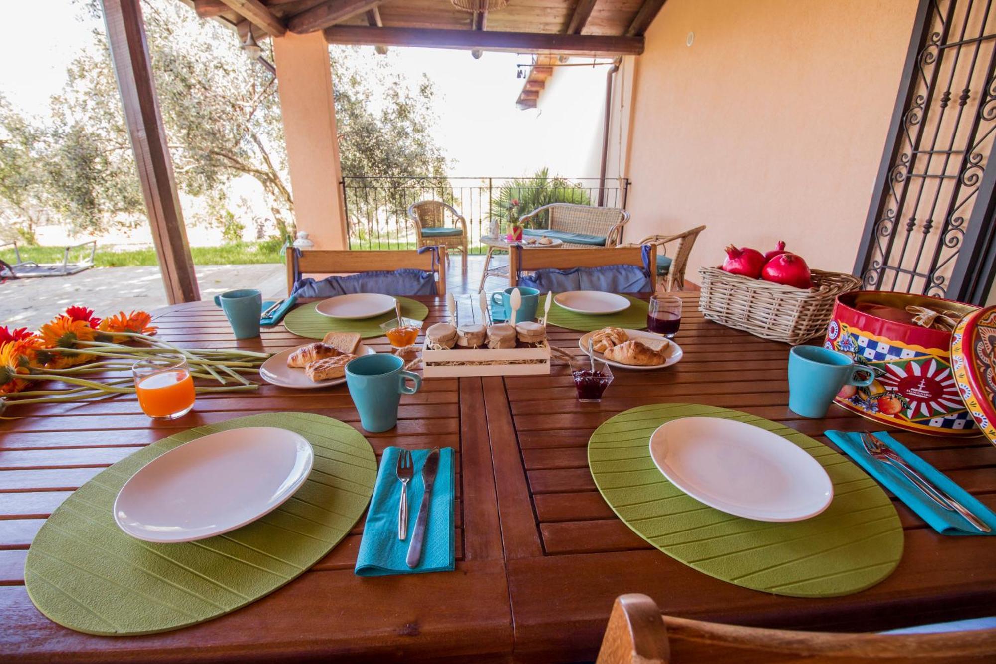 Villa Con Piscina Casale Di Gio Nel Golfo Di Castellammare Partinico Bagian luar foto